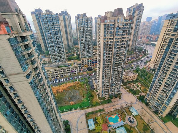 重庆渝北照母山恒大世纪城停车免费 人民x学旁 精装2居室 速来 速来