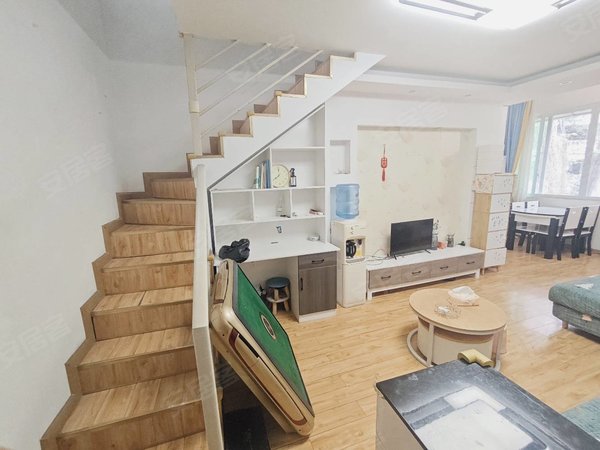 乐山市中老公园白塔街326号院师院人民医院跃层精装3房2空调，停车方便，家具家电齐全拎包住出租房源真实图片