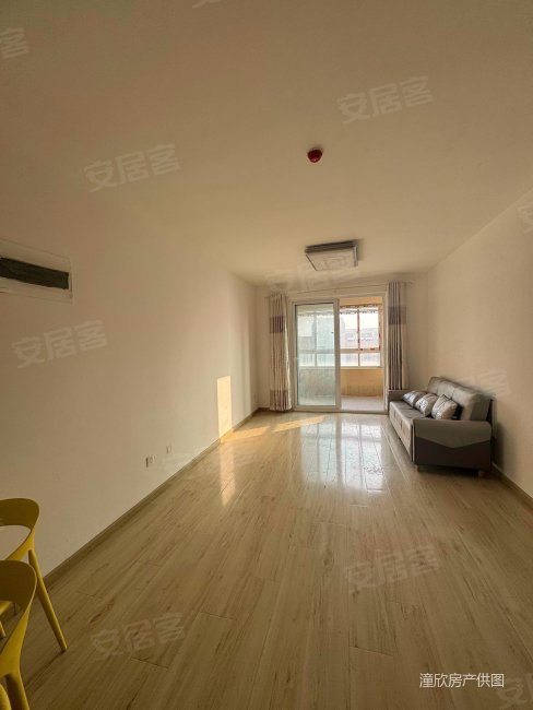 中锐星尚城3室2厅1卫98.74㎡南北79万