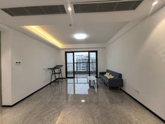 海口秀英白水塘业主急租  一中对面 文博映樾  三房 带中央空调 看房方便出租房源真实图片