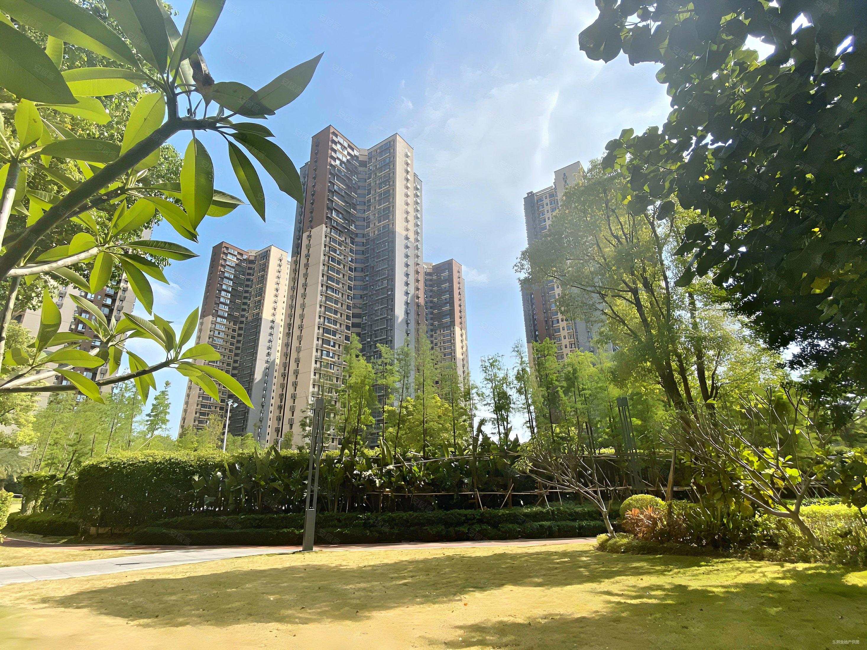 超笋万科第五城精装好房仅148w次新房配套齐全