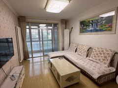青岛黄岛辛安官地苑北区套二1100月有冰箱洗衣机空调出租房源真实图片