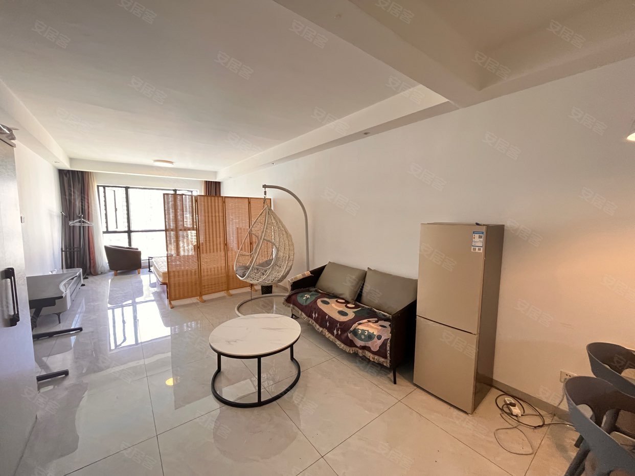 转租 无中介 可短租 万宏国际 火车北站 麣龥平 民用水电