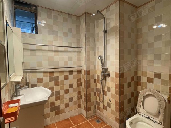 重庆九龙坡奥体中心袁家岗159-160号居民楼袁家岗轻轨旁 近天籁 新出