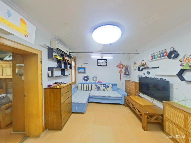 锁金村 岗子村站情侣园 带电梯中间楼层南北通透 随 时看房,板仓街93