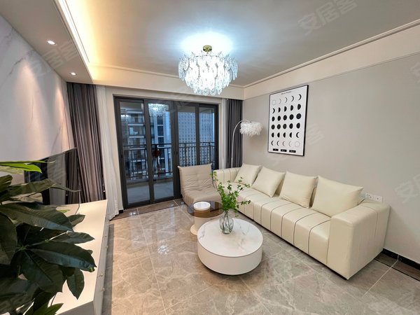 嘉兴海宁海宁市区新海佳苑民水民电银泰城旁 一室精装 客卧分离 拎包