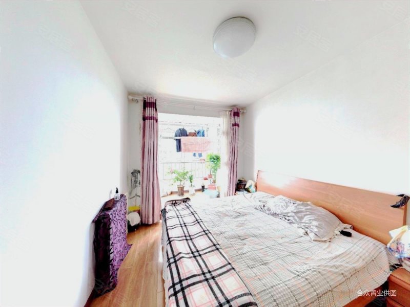 地铁三号线两居满二中间楼层精装现房看房方便,太化和平苑小区二手房