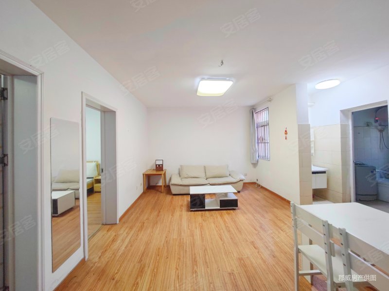 嘉和苑好楼层通透2室诚心出售 位置安静 采光充足 价格能谈