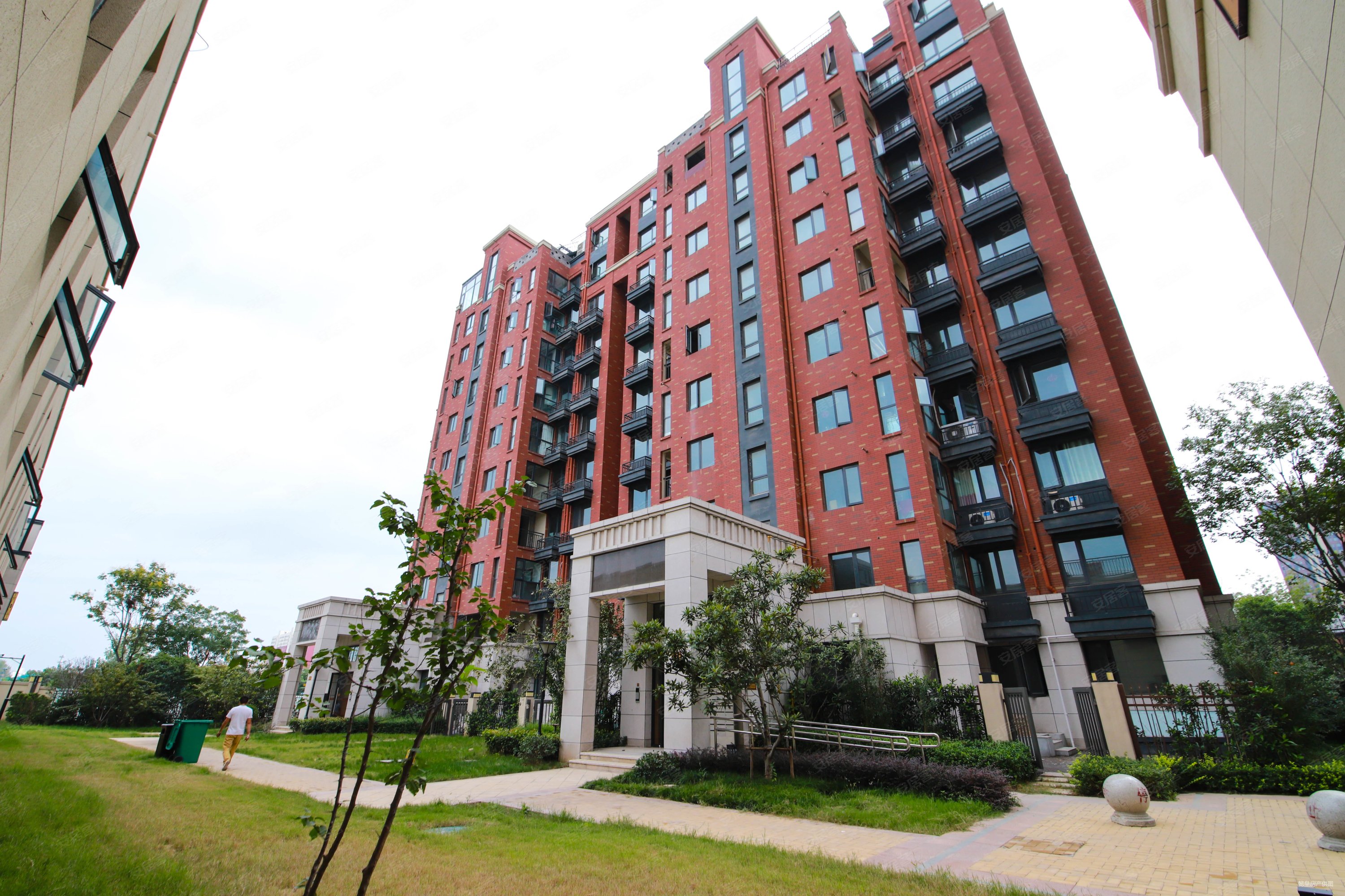 4室2厅 精装修,和昌花与墅二手房,195万,4室2厅,2卫,140平米-洛阳安居