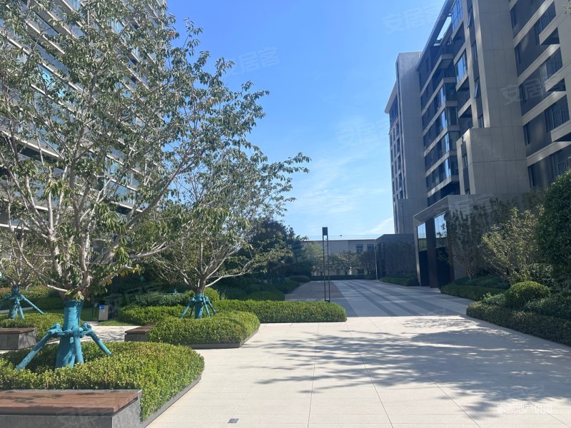 青岛房产网>青岛二手房>黄岛二手房>东方影都二手房>灵山湾悦府>