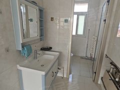 利津城区利津城区出租新康园电梯三室两厅一卫简单装修基本家具家电齐全出租房源真实图片