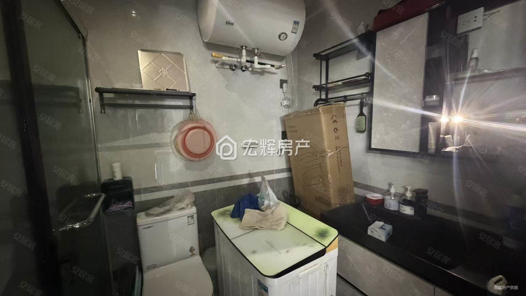 香格里拉城市花园六期(商住楼)2室1厅1卫73㎡东65万