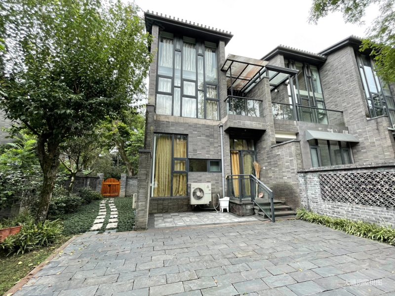 成都房产网>成都二手房>都江堰二手房>青城山二手房>芙蓉青城>800_600