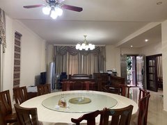 韶关武江新城区碧桂园太阳城花地豪装别墅332方5房带前后花园 可办工自住出租房源真实图片