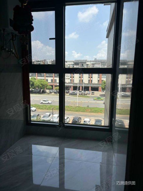 南昌房产网>南昌二手房>南昌县二手房>振兴大道二手房>恒大翡翠珑庭>