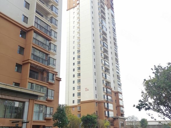 昆明呈贡刘家营锦绣家园锦绣家园 2室2厅1卫 南北通透 电梯房 精装修