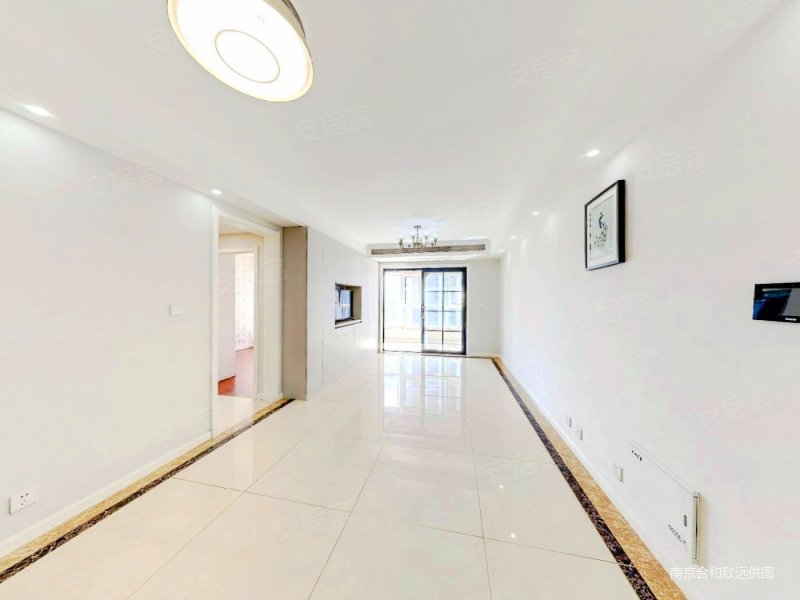 招商1872依云华府 满五 刚需小三居 中间楼层 商圈成熟