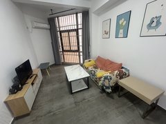 惠州惠城江北中心区江北核心商圈佳兆业对面云山花园一房,家私家电齐全拎包入住出租房源真实图片