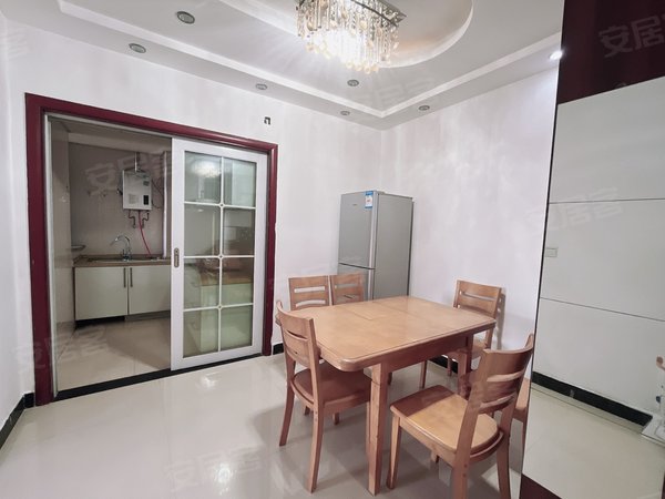 【多图】水岸皇庭,莲塘租房,水岸皇庭电梯精装两房出租,全景观湖 对面