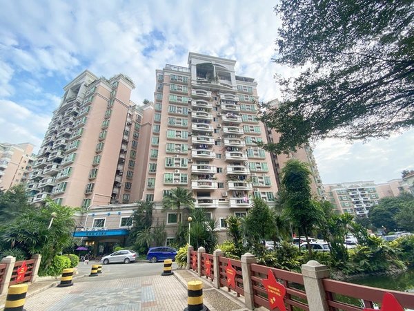 华景新城3室华景新城家具电器齐全非常干净出租房源真实图片