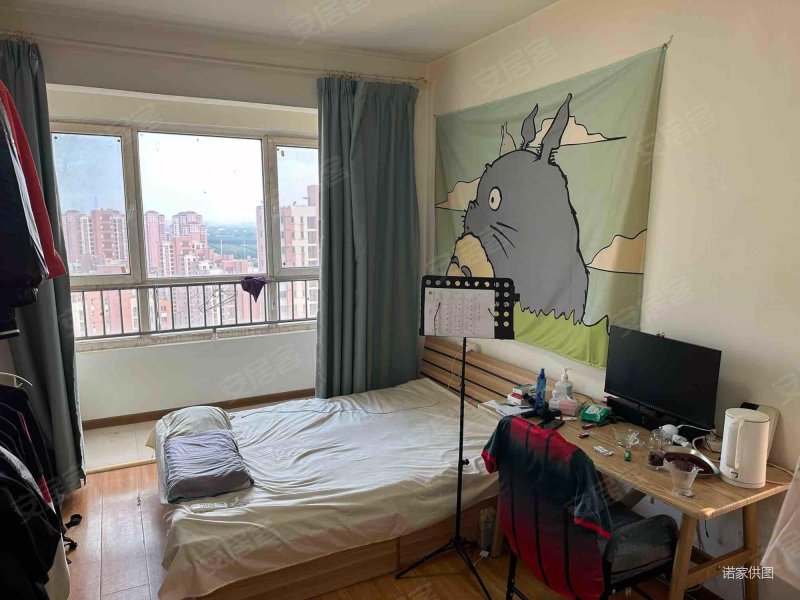 荣乐园车位充足高楼层采光充足满五刚需两居
