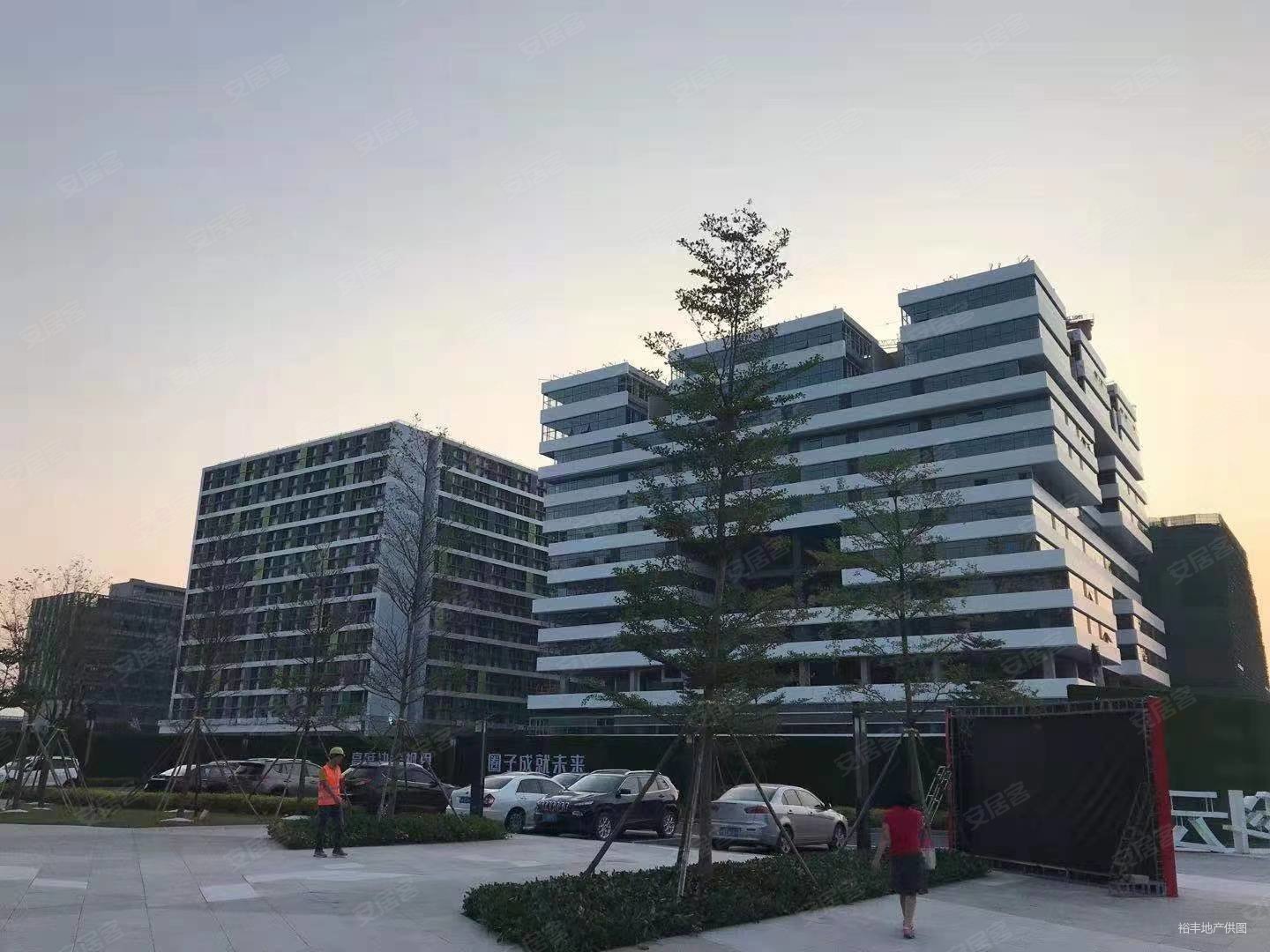 天河区智慧城万科米酷复式1房1厅适合投资自住