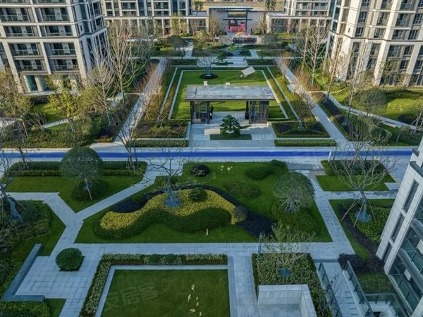 嘉兴海宁长安镇虹运驿府虹运驿府 三室两厅两卫电梯房,精装修 ,南北