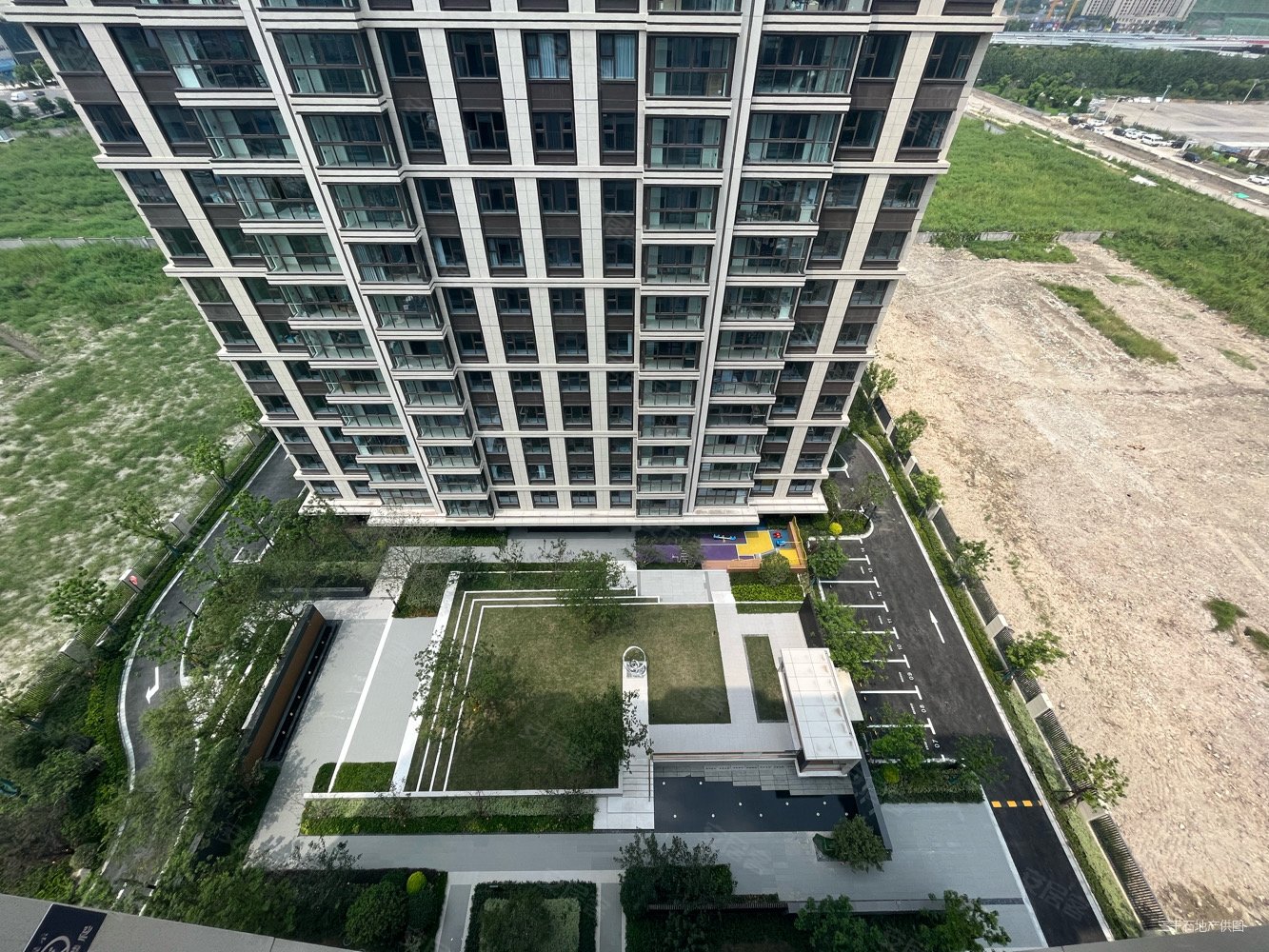 虹桥悦澜135平急售急售急售3房2厅2卫随时看房