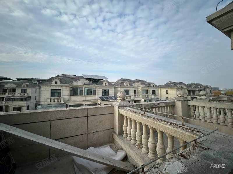 徐州房产网>徐州二手房>铜山二手房>铜山新区二手房>绿地湖语墅(别墅)