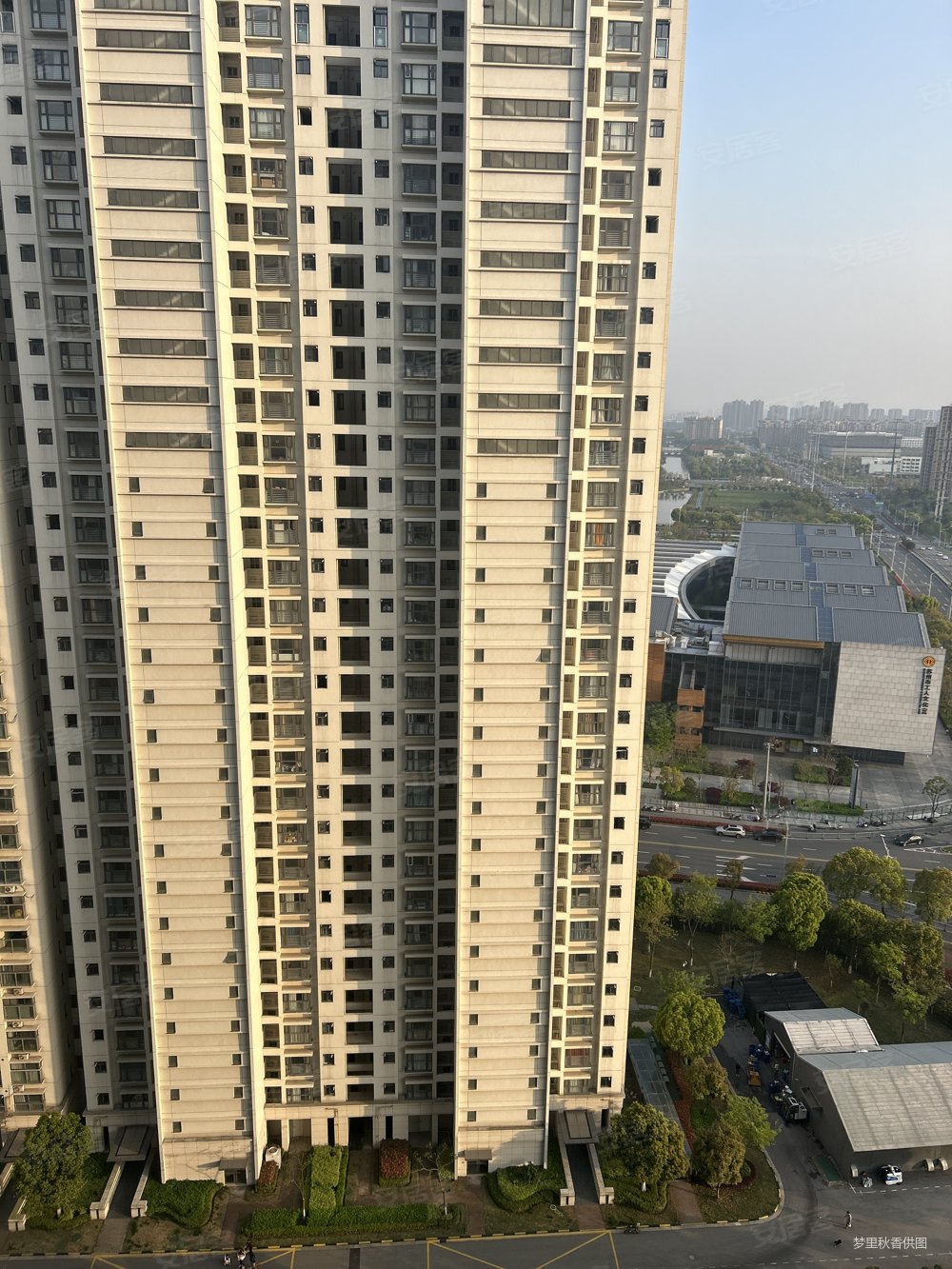 裕沁庭西区精装两房地铁口中央空调第二文工旁大悦春风里