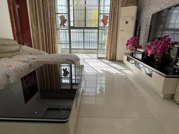 无锡梁溪山北城西花园城西花园 南北通透 3室2厅1卫 家电齐全出租房源