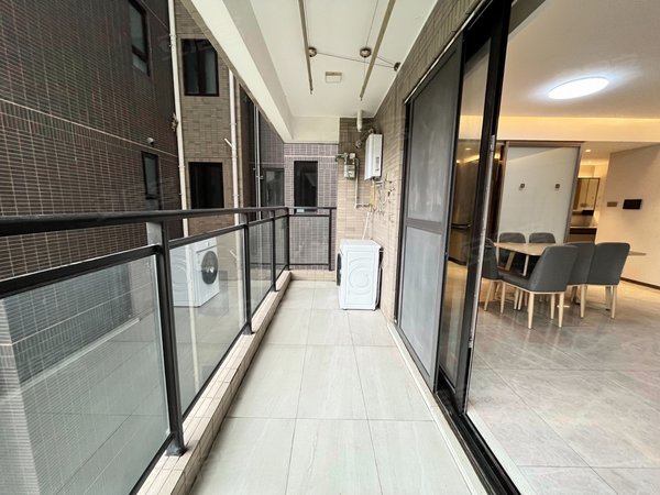 【多图】时代水岸二期,佛山租房,时代水岸二期 精装四房 家电齐全