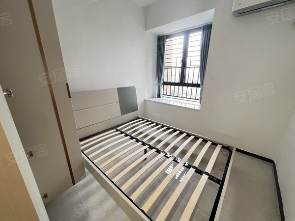 惠州博罗石湾湾湖公馆湾湖公馆 精装3房 租2000全新装修 家私电器齐全