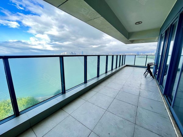 海口秀英秀英大道保利中央海岸四期淳境海口湾 一线海景房 居家 办公