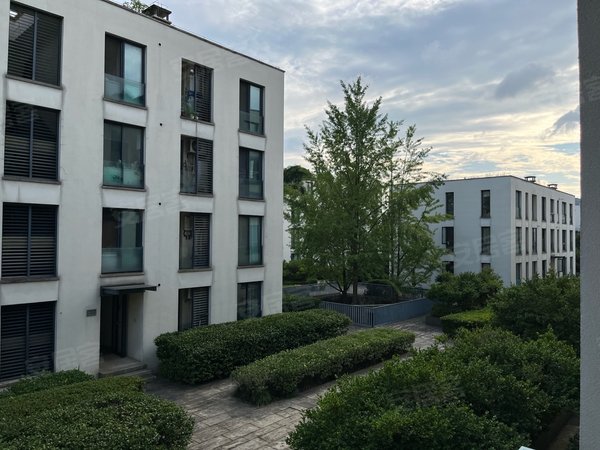 杭州余杭良渚文化村白鹭郡东白鹭郡东小户型 东边套全明户型 视线通透