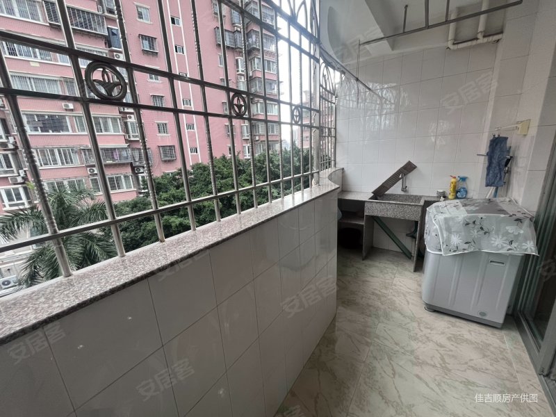 泰和花园 江头地铁口,楼中楼,2.9万 降价急卖急临地铁