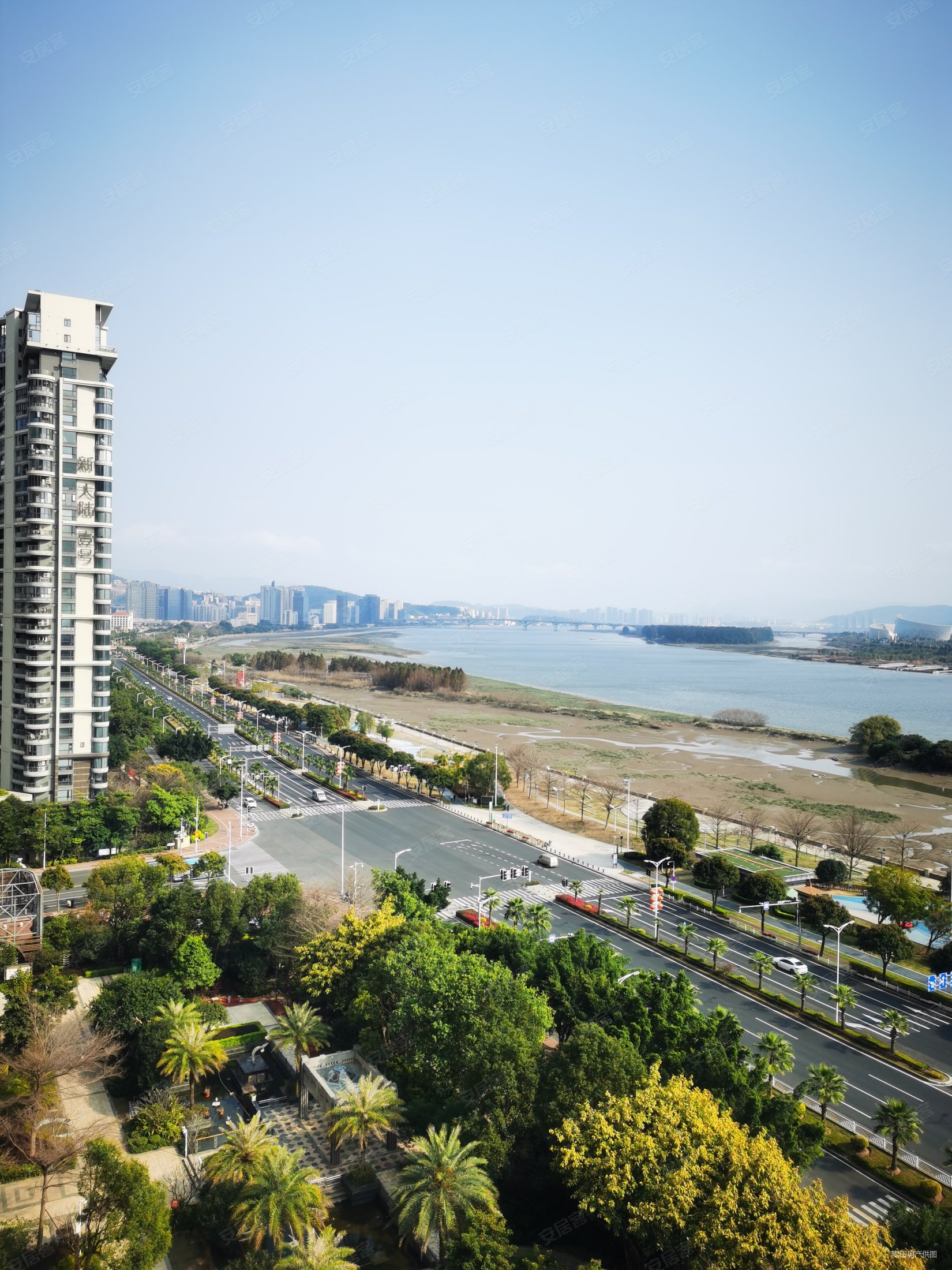 蓝波湾东南向全江景电梯中层视野非常好买来即出租