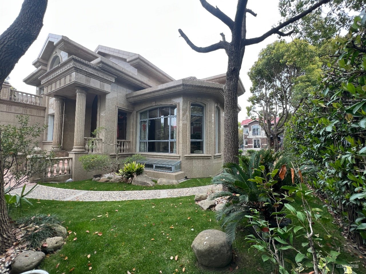 佘山银湖别墅急出独栋好房不等人