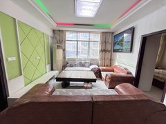 巴中巴州老城老城六小旁边   三室双卫  交通便利   南北通透出租房源真实图片