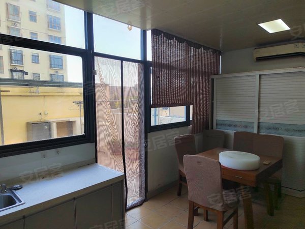 昆山巴城通澄通澄美墅城西精装一室一厅一卫 客卧分开带大院子 随时