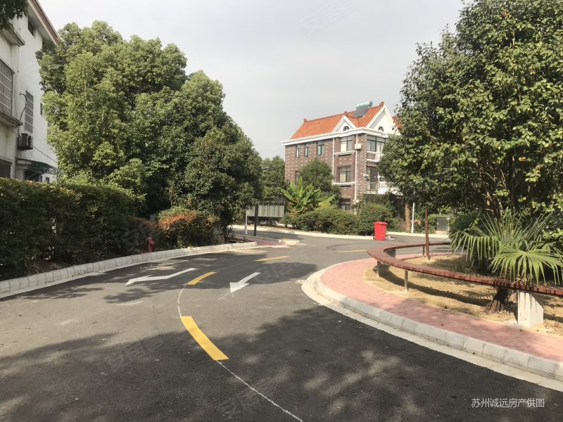 鸿运花园 产权清晰 环境好