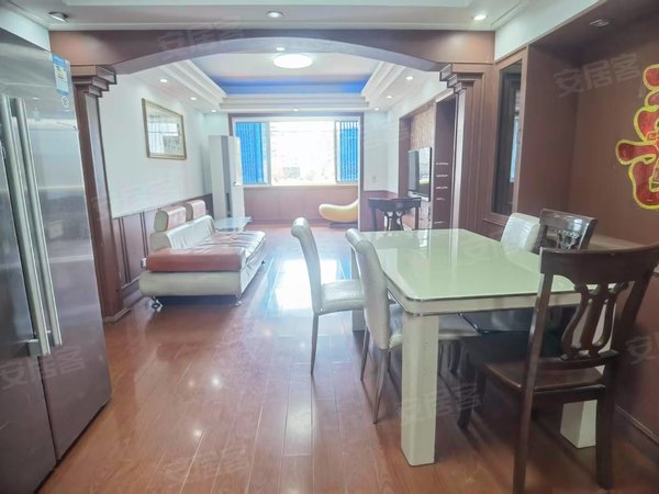 杭州萧山城厢南江公寓潘水地铁旁,南江公寓,整租3房2卫,靠河边,适宜