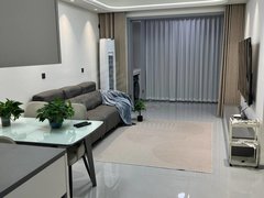 烟台开发区富士康黄金家园精装两室一厅,家具家电齐全拎包入住,靠富士康超市很近出租房源真实图片