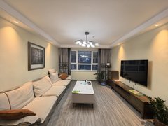 乌鲁木齐水磨沟南湖北路会展文化公园旁星耀天都电梯三室精装，拎包入住，猫哥甄房！出租房源真实图片