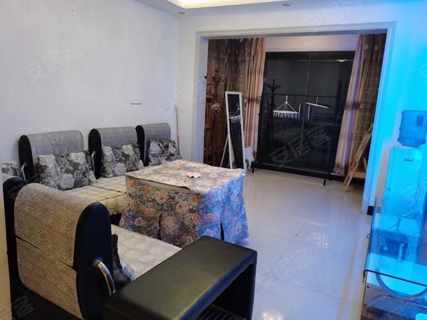 毕节黔西黔西城区国盛铭城马转盘附近两室一厅一卫拎包入住电梯出租