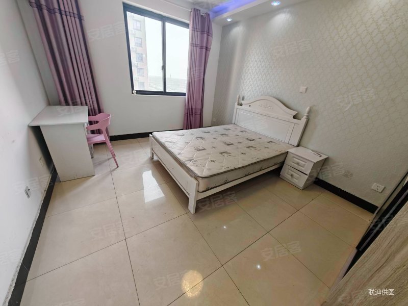 上新大洪佳苑正规商品房南北通透满五有电梯次新小区