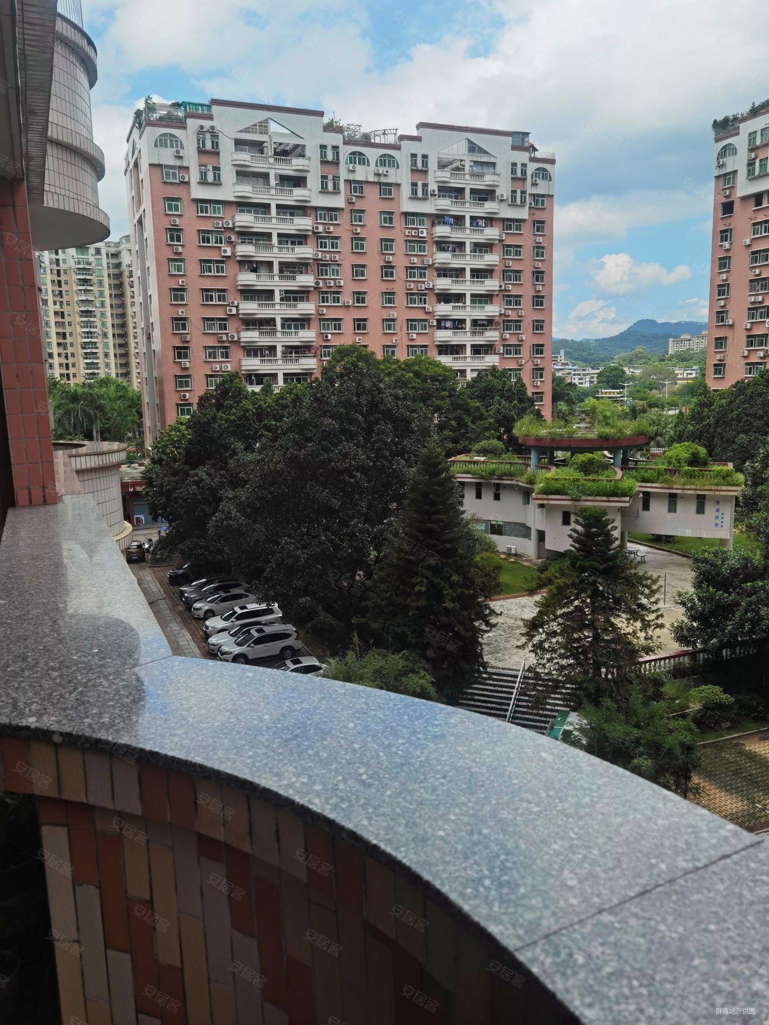 荔城133平超大三房两卫,保养好,有电梯,中高层视野好能谈价,怡景城