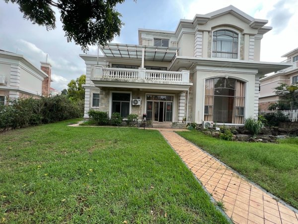 【多图】碧桂园假日半岛(别墅),山前大道租房,融创万达旁!独栋中空别