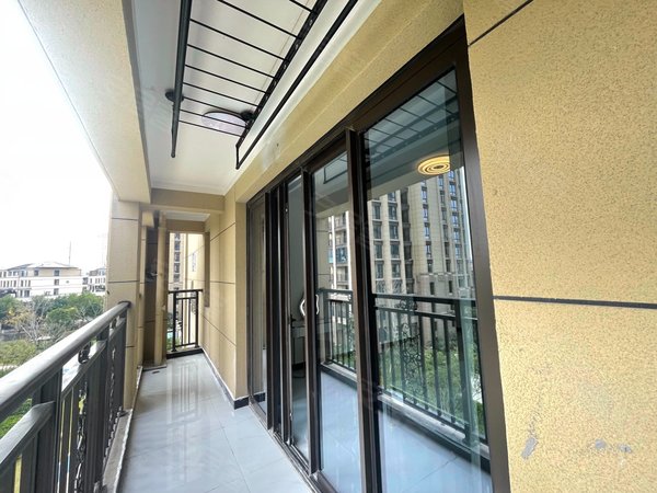 宁波慈溪慈溪银泰融创江景苑出租融创江景苑两室一厅带双阳台精装修