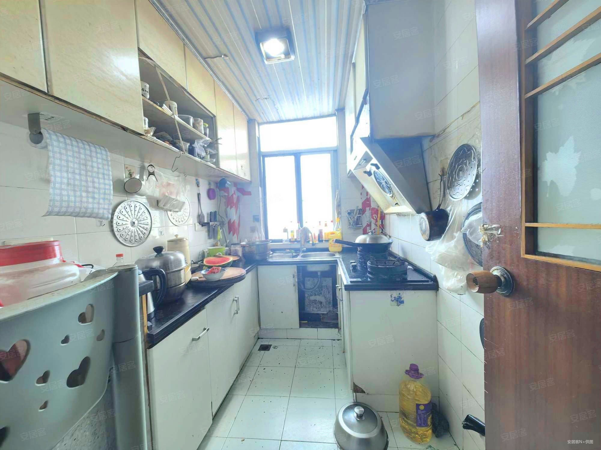 青山区29街坊2室2厅1卫72㎡南北58万